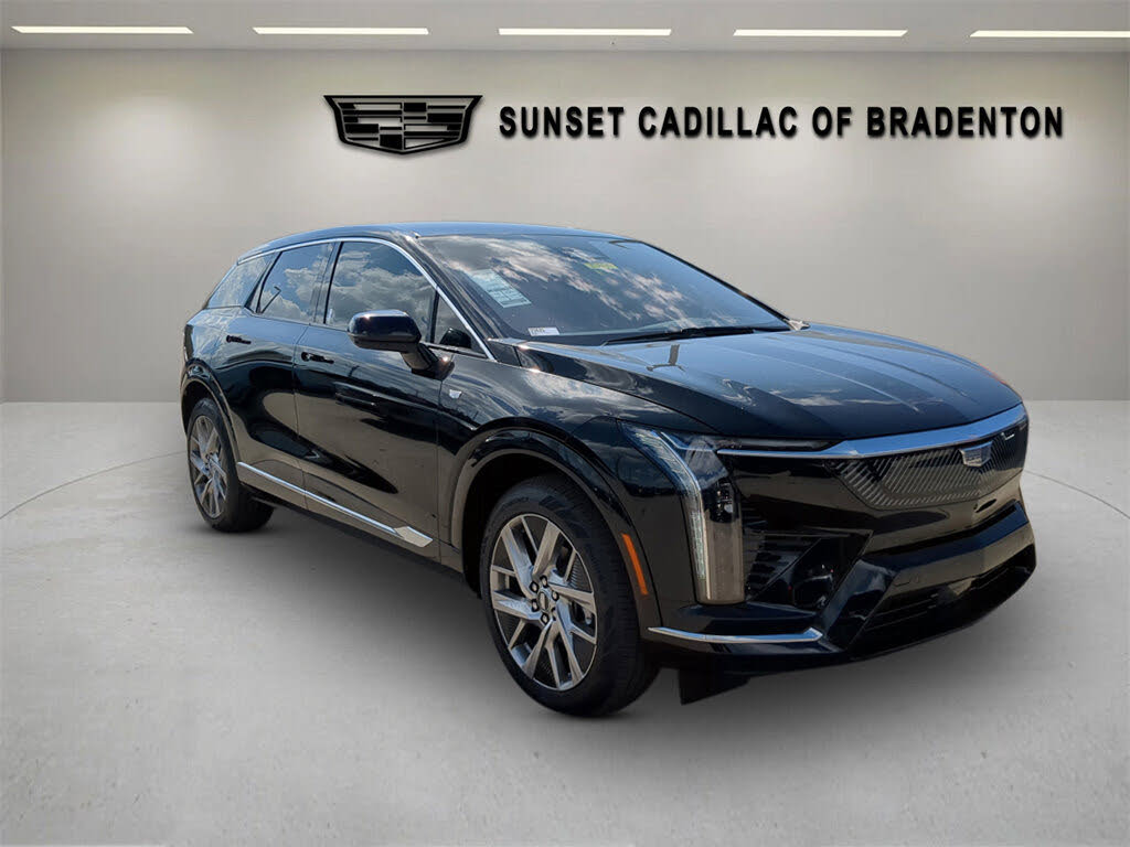 2025 Cadillac OPTIQ Luxury 2 AWD