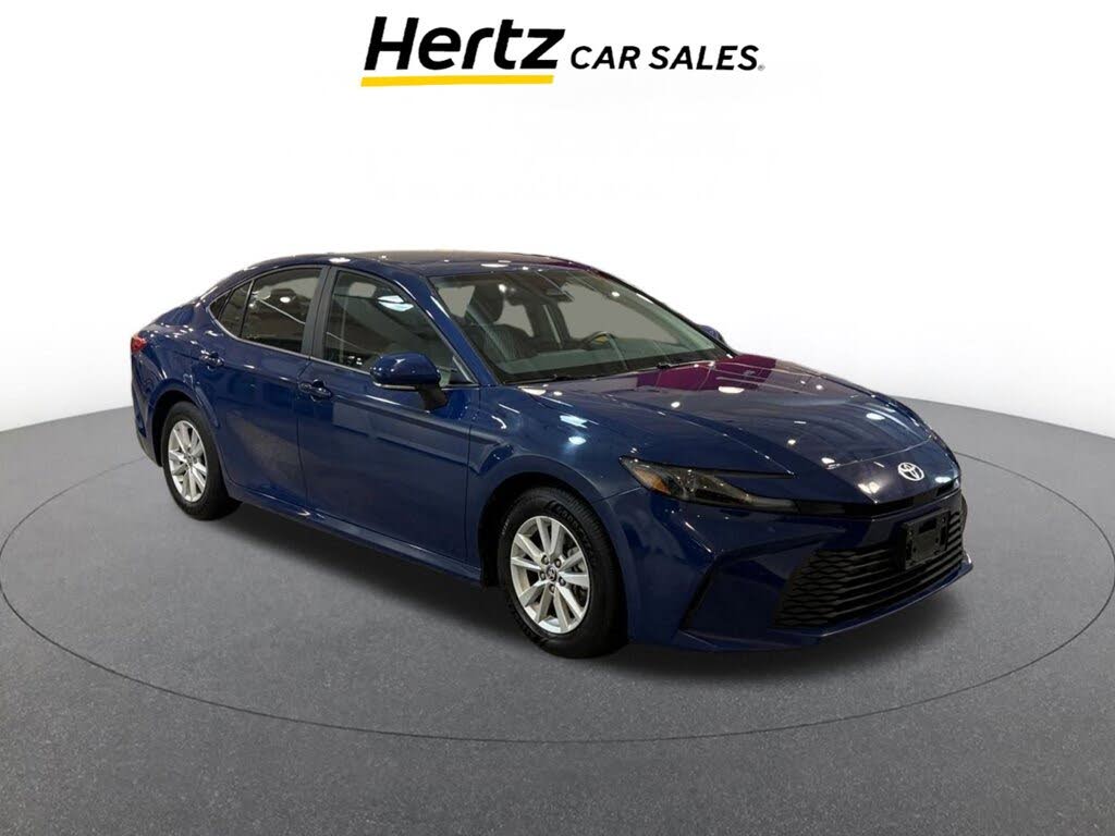 2025 Toyota Camry LE FWD