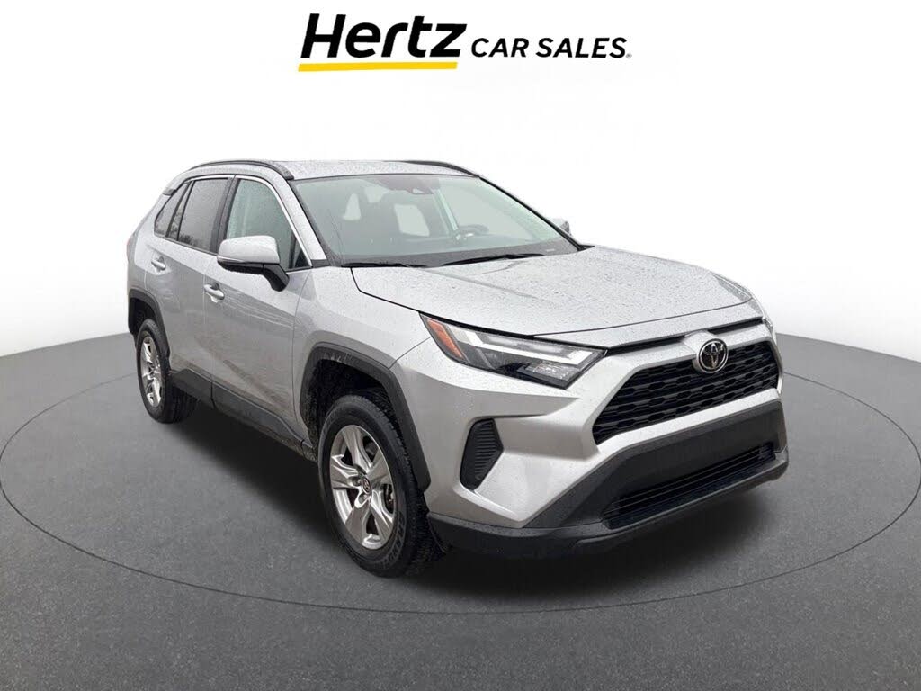 2025 Toyota RAV4 XLE FWD