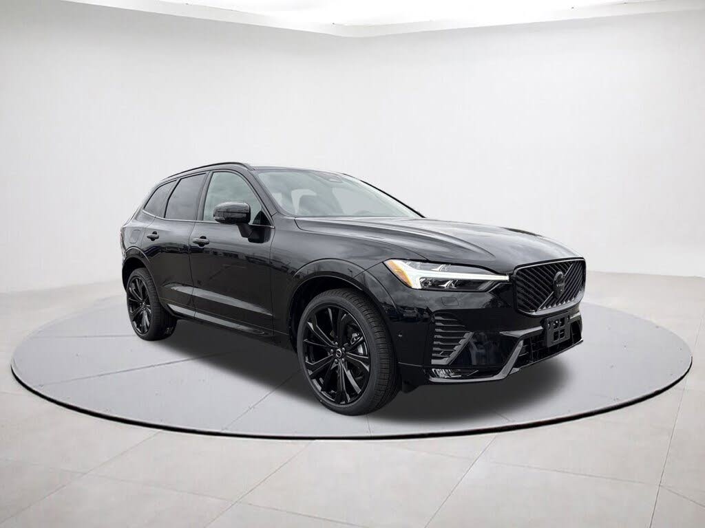 2026 Volvo XC60 B5 Ultra Black Edition AWD