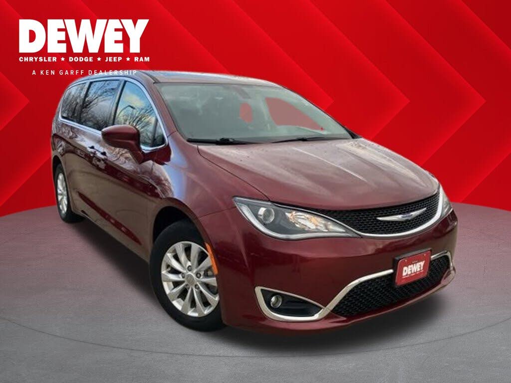 2018 Chrysler Pacifica Touring Plus FWD