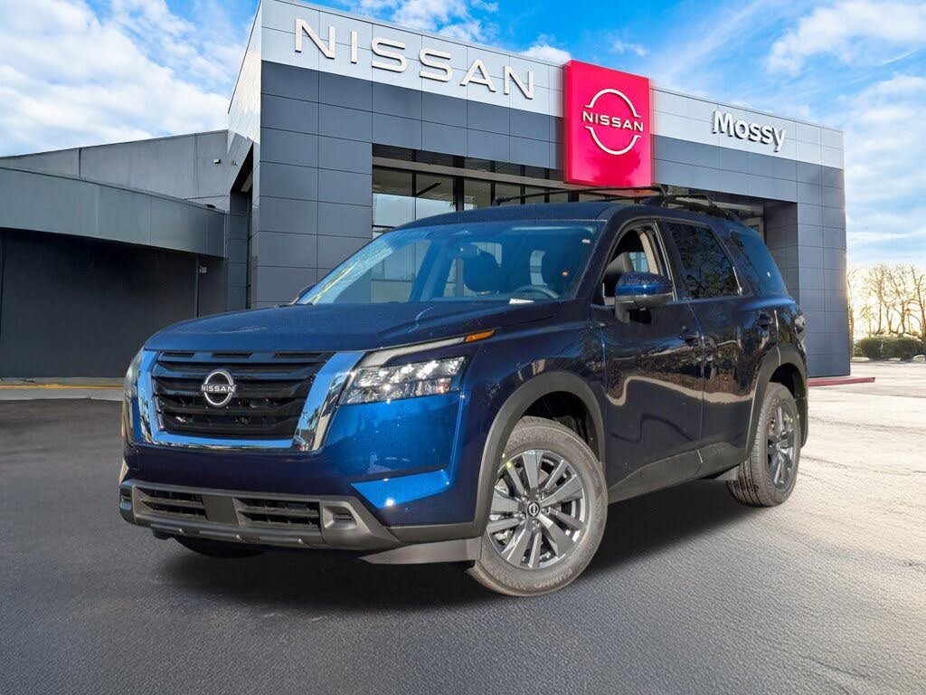 2025 Nissan Pathfinder SV FWD
