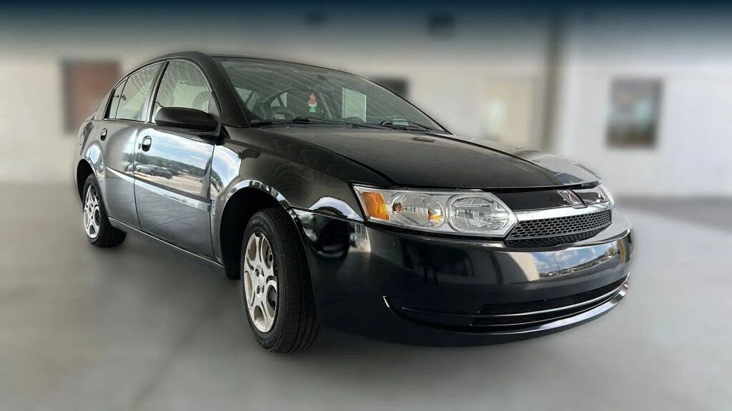 2004 Saturn ION 2