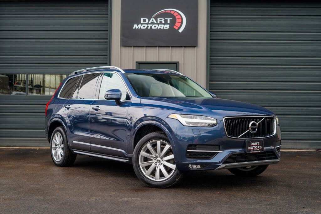 2018 Volvo XC90 T6 Momentum AWD