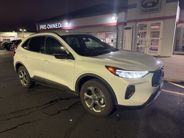 2025 Ford Escape ST-Line AWD