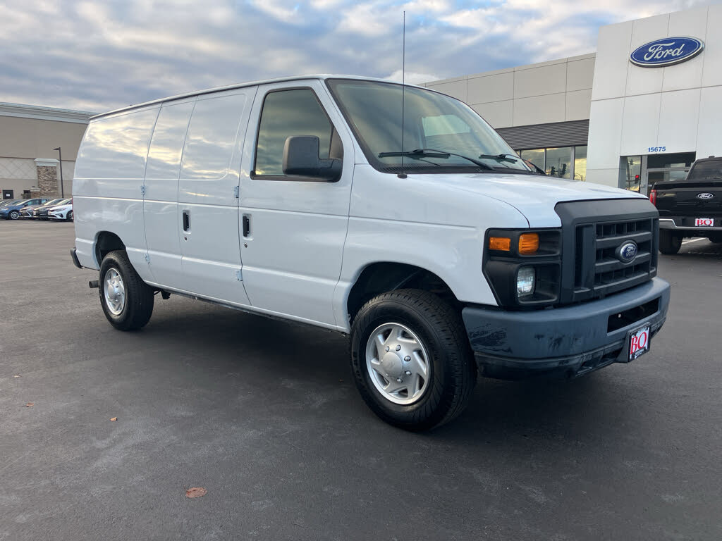 2014 Ford E-Series E-350 Super Duty Cargo Van