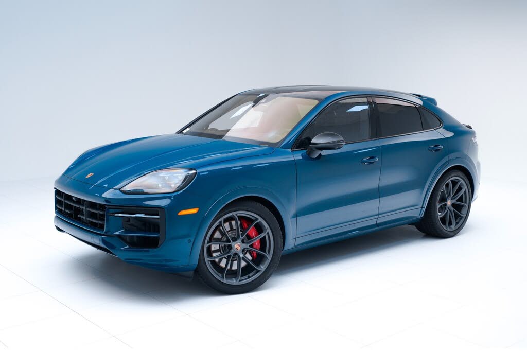 2025 Porsche Cayenne Coupe GTS AWD