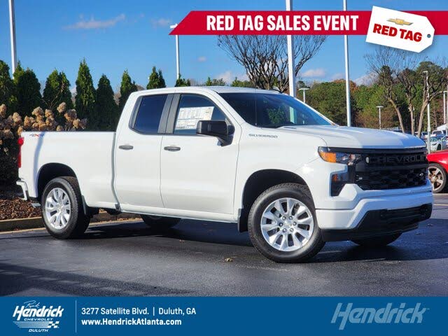 2026 Chevrolet Silverado 1500 Custom Double Cab 4WD