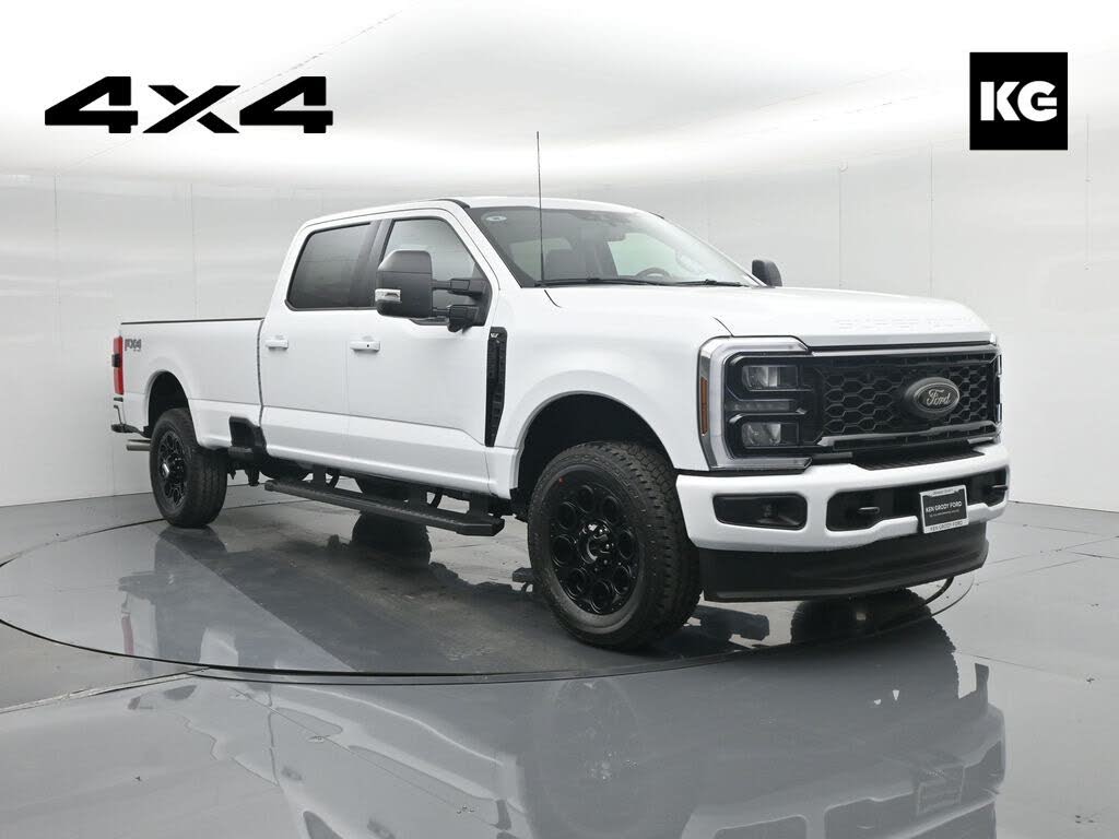 2026 Ford F-350 Super Duty XLT Crew Cab 4WD