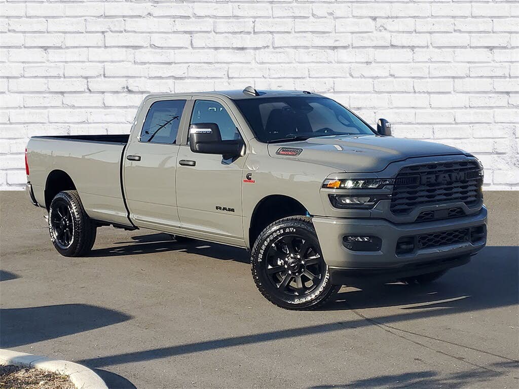 2026 RAM 2500 Big Horn Crew Cab LB 4WD
