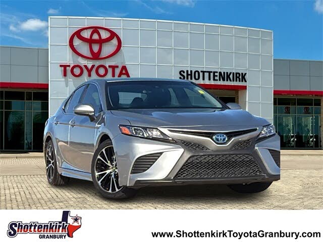 2018 Toyota Camry Hybrid SE FWD