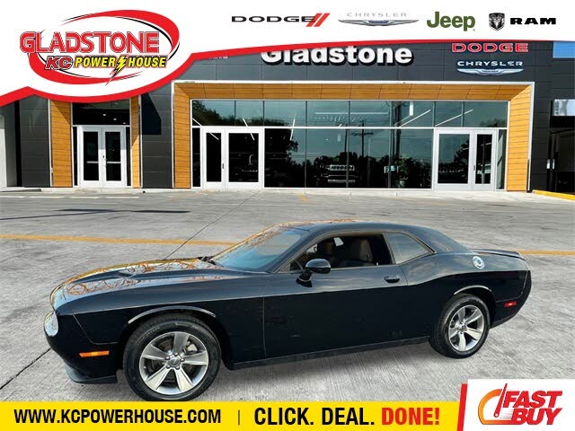 2022 Dodge Challenger SXT RWD