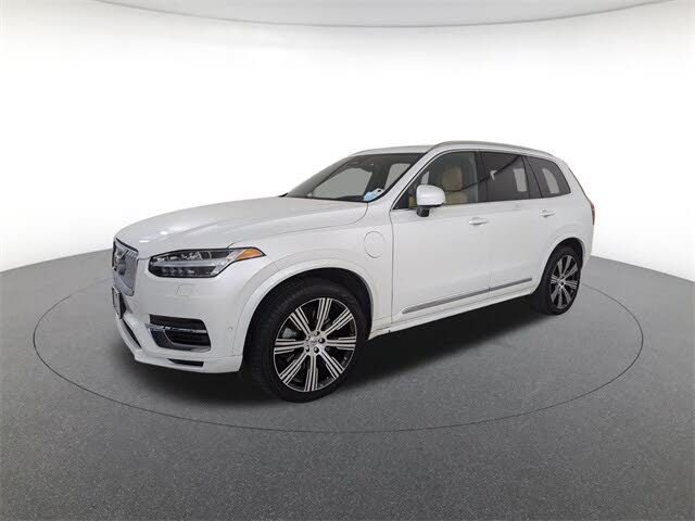 2024 Volvo XC90 Recharge T8 Ultimate Bright Theme 7-Passenger eAWD