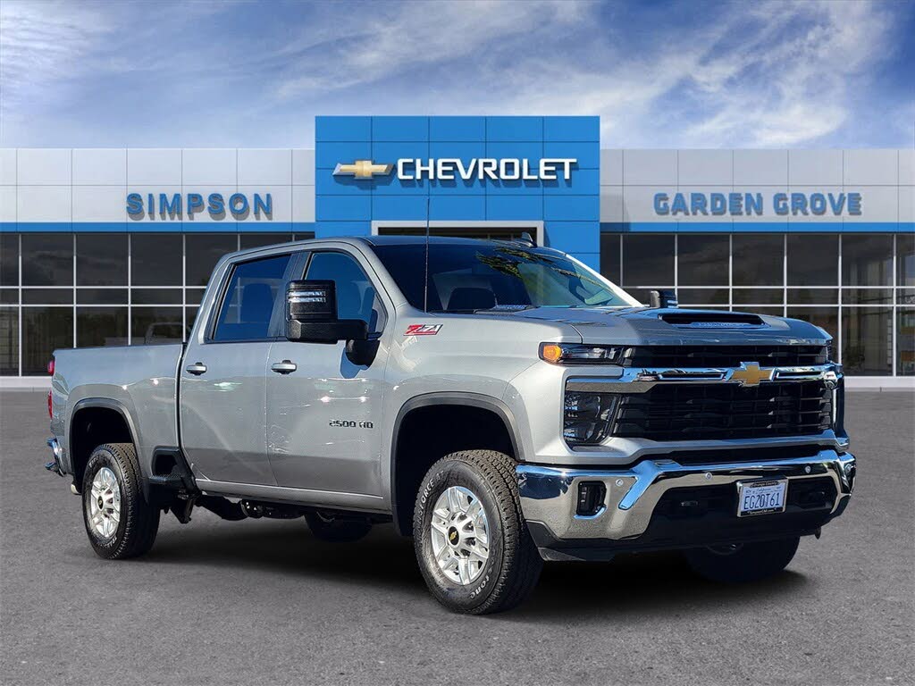 2025 Chevrolet Silverado 2500HD LT Crew Cab 4WD