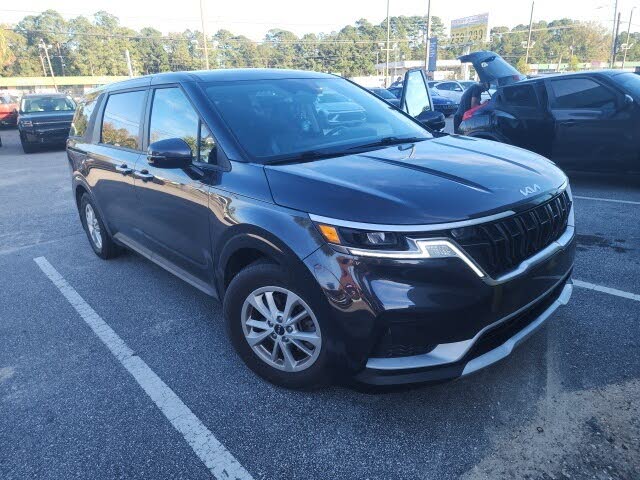 2023 Kia Carnival LX FWD
