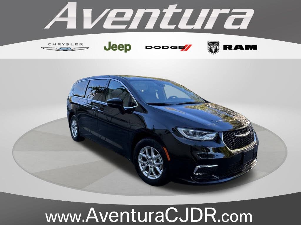 2024 Chrysler Pacifica Touring L FWD