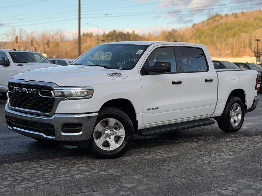 2025 RAM 1500 Tradesman Crew Cab 4WD