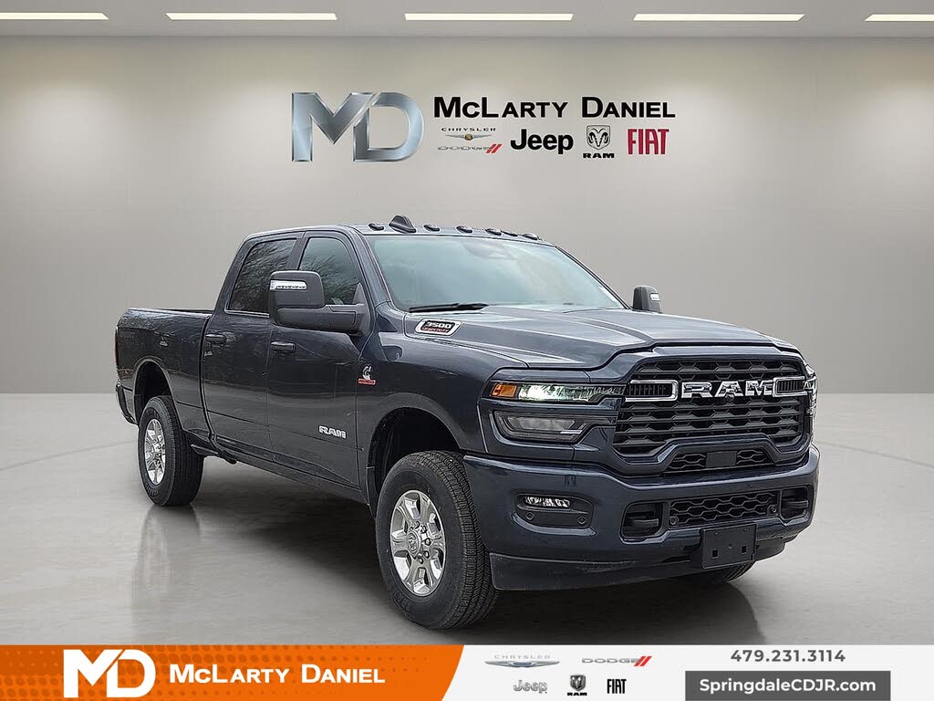 2025 RAM 3500 Big Horn Crew Cab 4WD