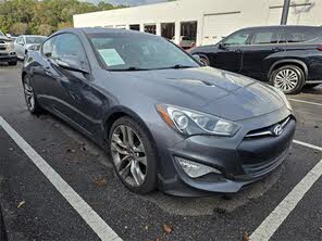 Hyundai Genesis Coupe 3.8 Ultimate RWD with Black Interior