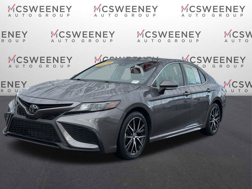 2024 Toyota Camry SE FWD