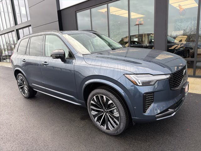 2026 Volvo XC90 B6 Ultra Dark 7-Passenger AWD