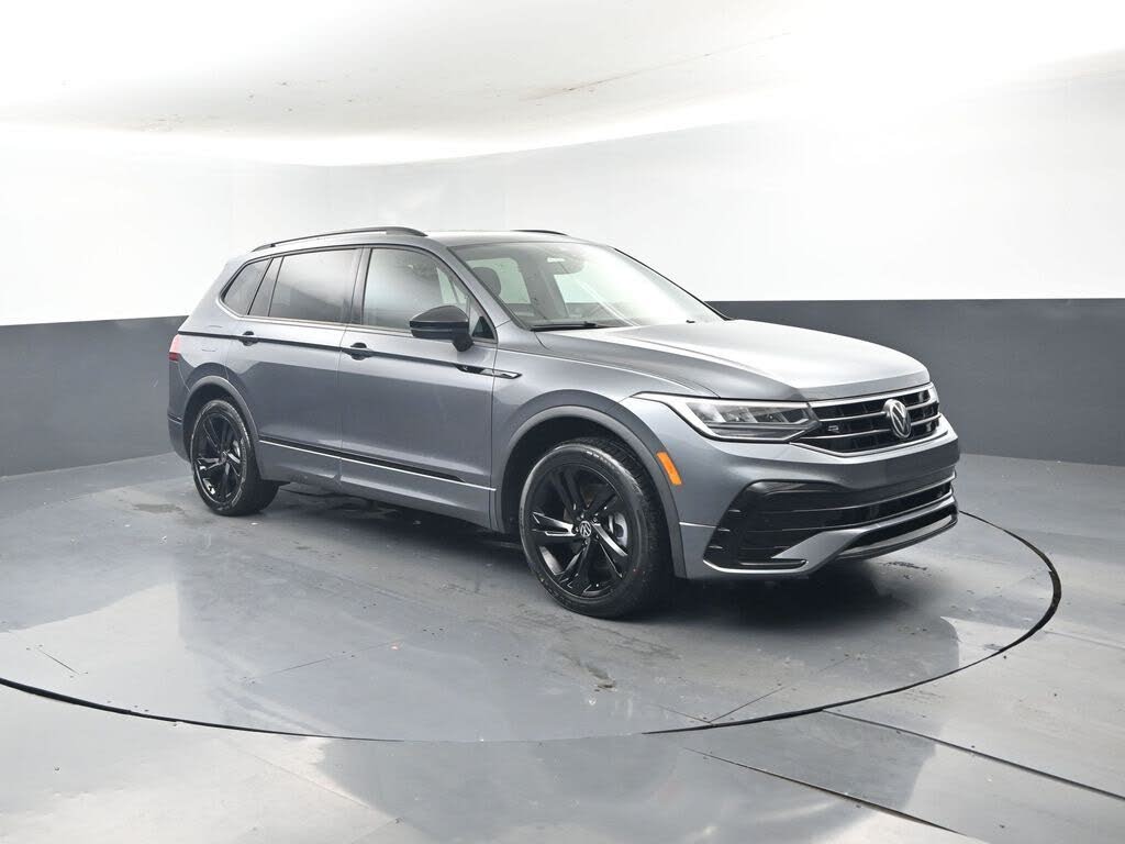 2023 Volkswagen Tiguan SE R-Line Black FWD