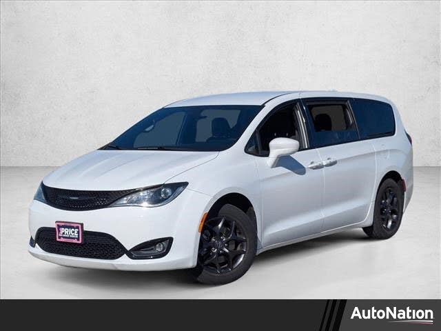 2019 Chrysler Pacifica Touring Plus FWD