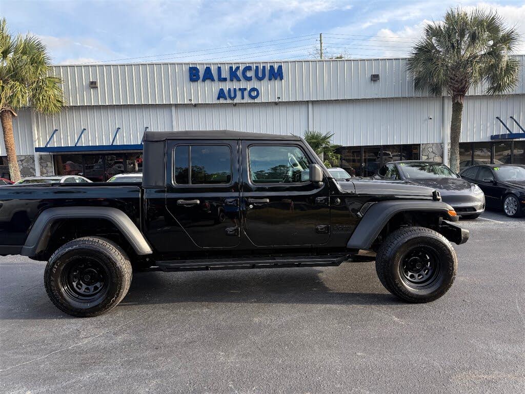 2020 Jeep Gladiator Sport Crew Cab 4WD