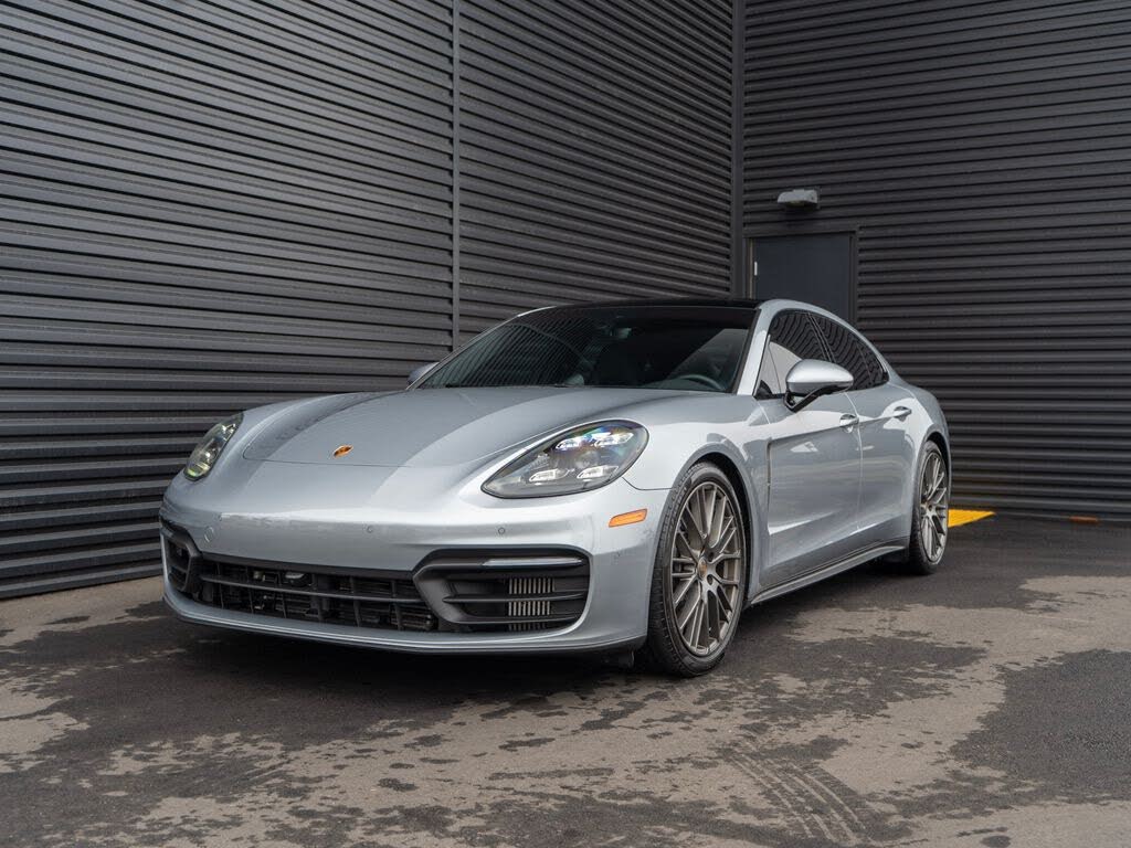 2022 Porsche Panamera 4 Platinum Edition AWD
