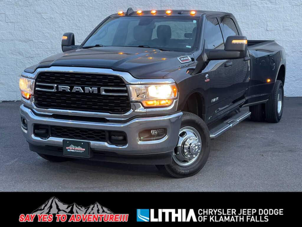 2024 RAM 3500 Big Horn Crew Cab LB DRW 4WD