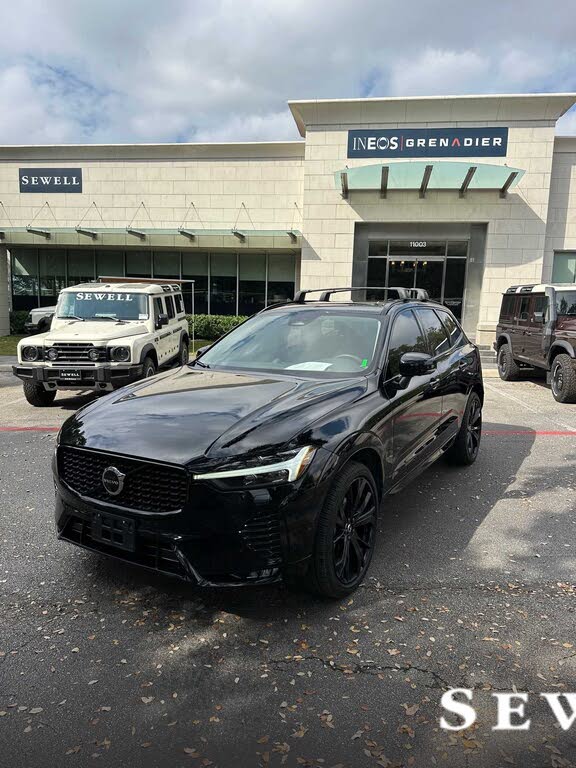 2024 Volvo XC60 B5 Ultimate Dark Theme AWD