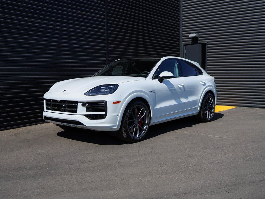 2025 Porsche Cayenne Coupe AWD