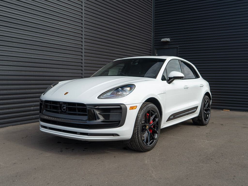 2026 Porsche Macan GTS AWD