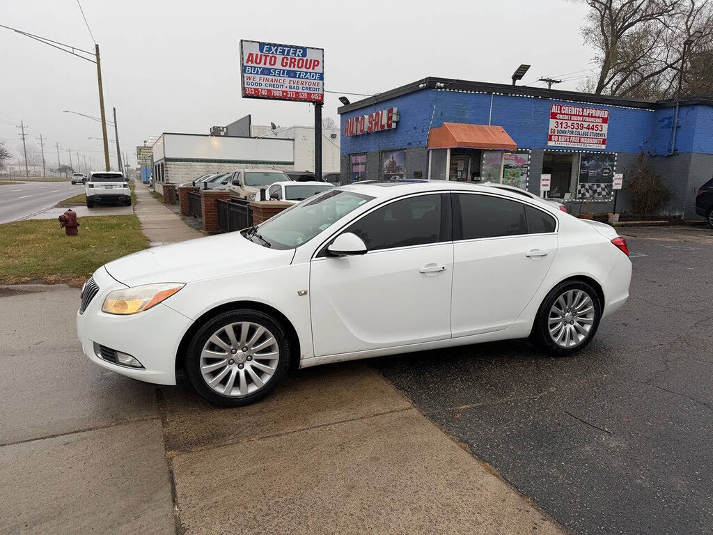 2011 Buick Regal CXL Sedan FWD