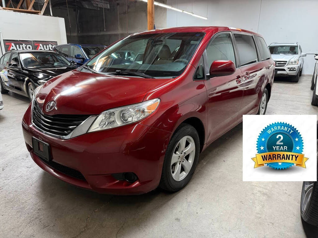 2012 Toyota Sienna XLE 8-Passenger