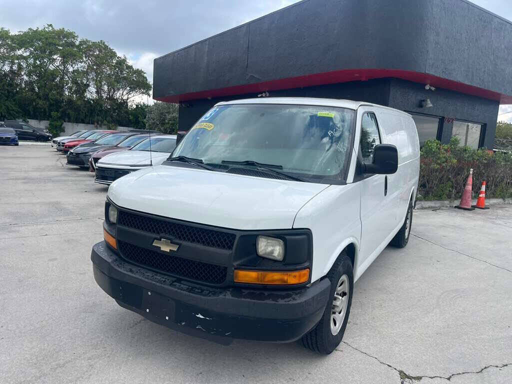 2013 Chevrolet Express Cargo 1500 RWD