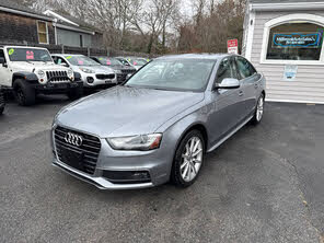 Audi A4 2.0T quattro Premium Plus AWD