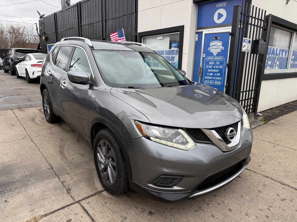 2016 Nissan Rogue SV FWD