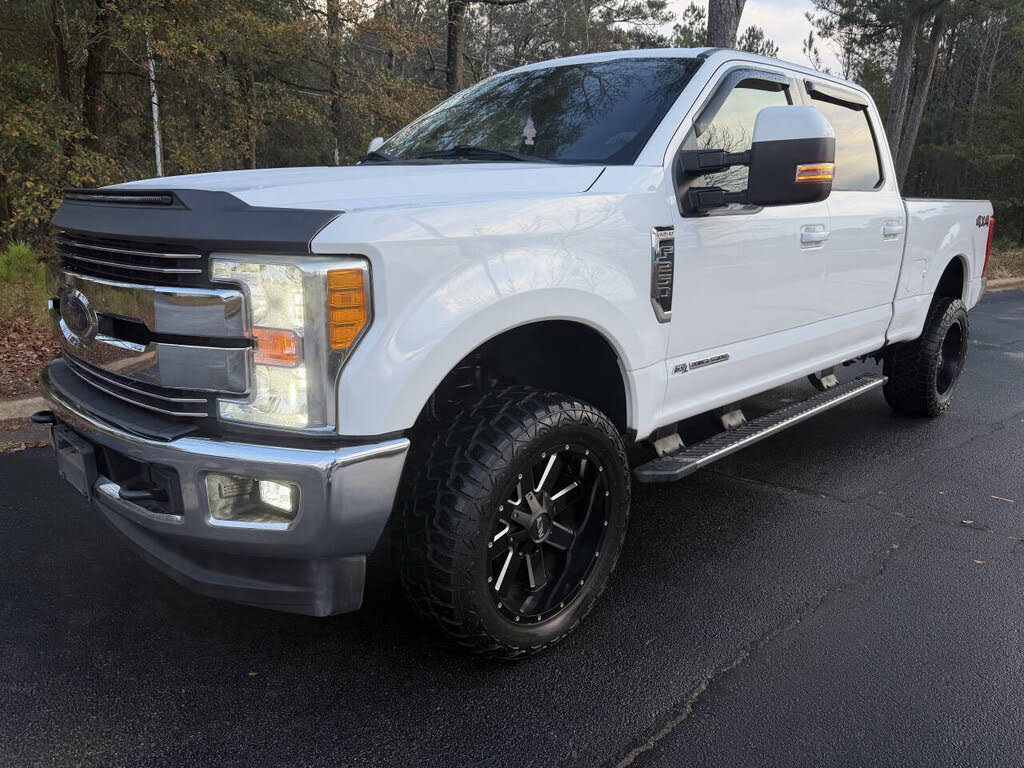 2017 Ford F-250 Super Duty Lariat Crew Cab 4WD