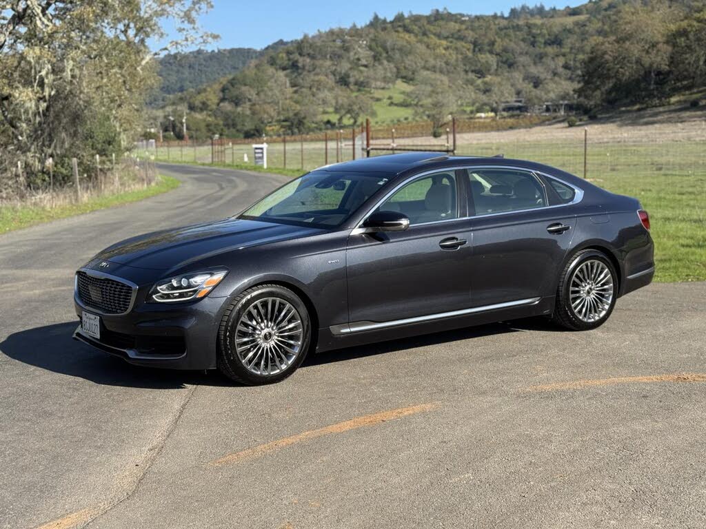 2019 Kia K900 V6 Luxury AWD