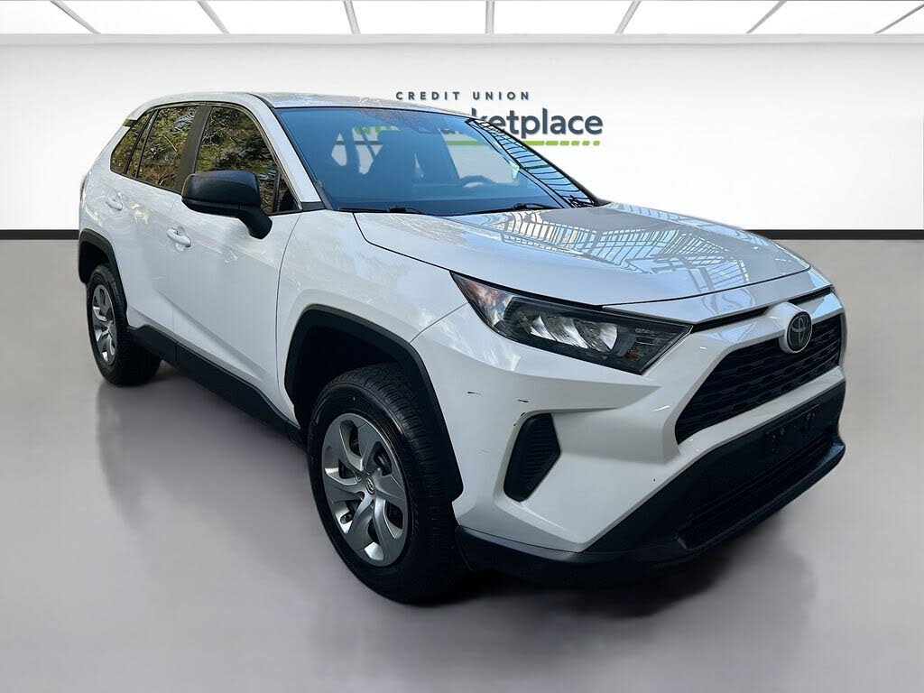 2022 Toyota RAV4 LE FWD