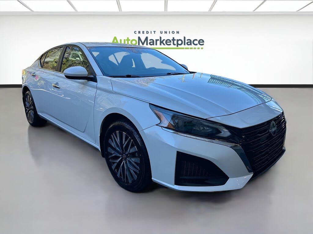 2023 Nissan Altima 2.5 SV AWD