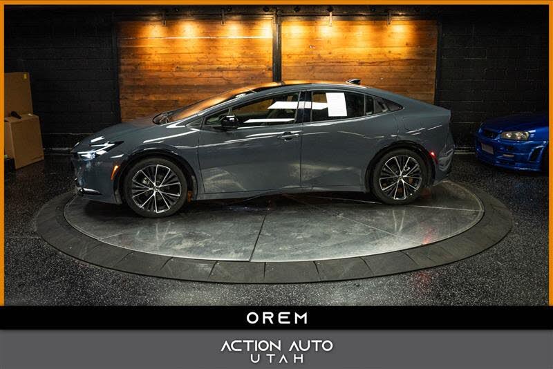 2025 Toyota Prius XLE FWD