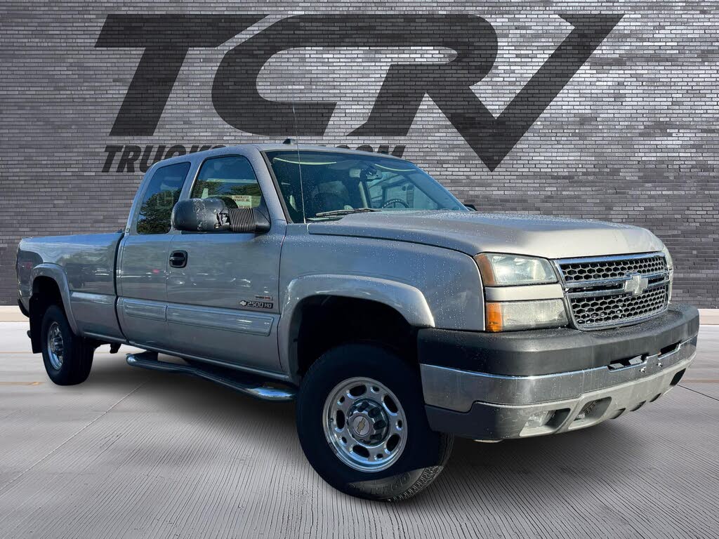 2005 Chevrolet Silverado 2500HD LT Extended Cab RWD