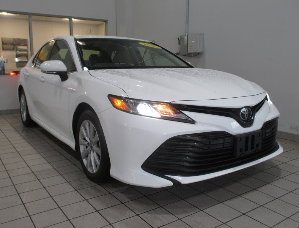 2018 Toyota Camry LE