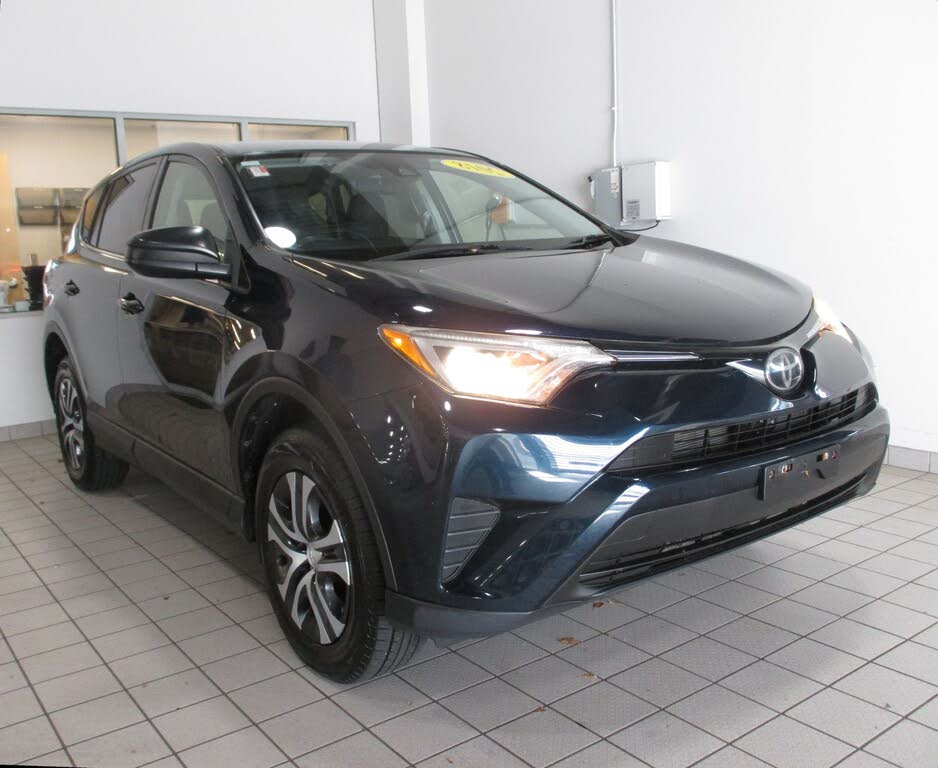 2018 Toyota RAV4 LE AWD