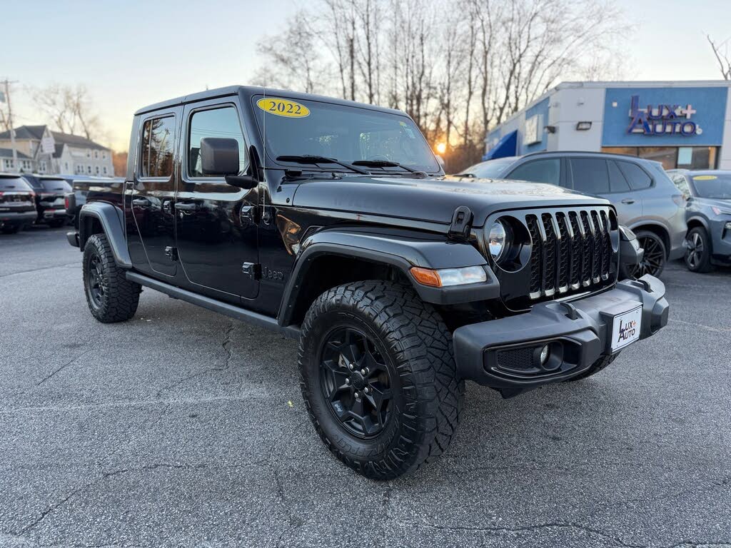 2022 Jeep Gladiator Willys Crew Cab 4WD