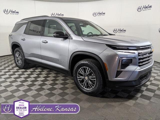 2025 Chevrolet Traverse LT FWD