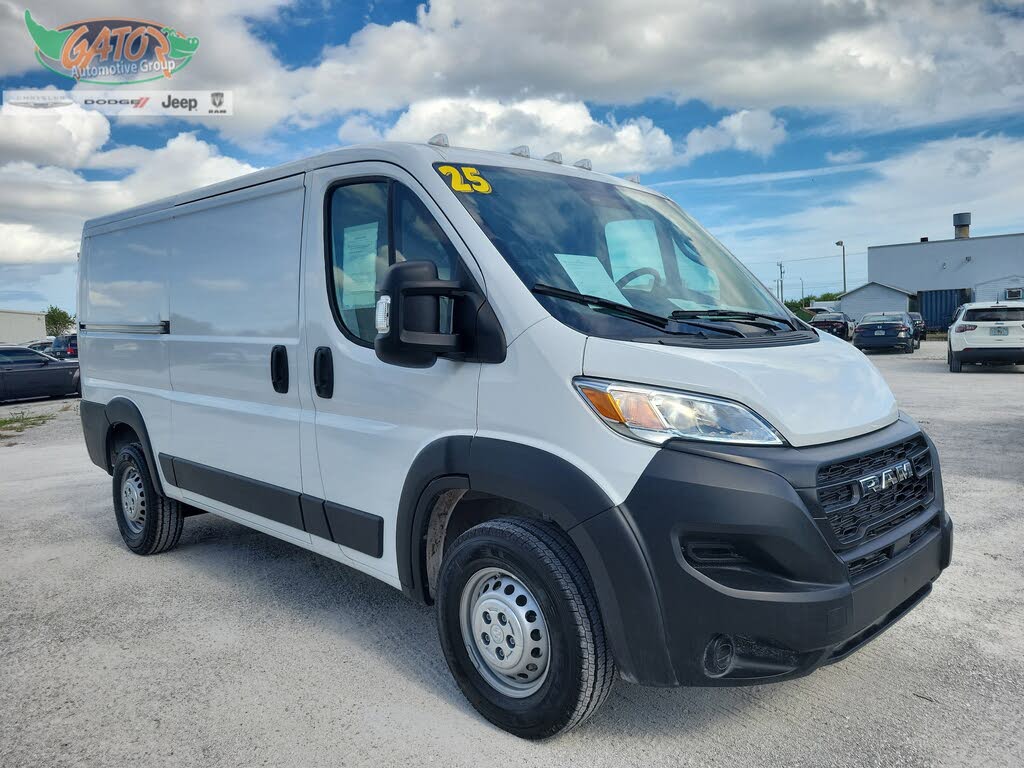 2025 RAM ProMaster 2500 Tradesman 136 Low Roof Cargo Van FWD