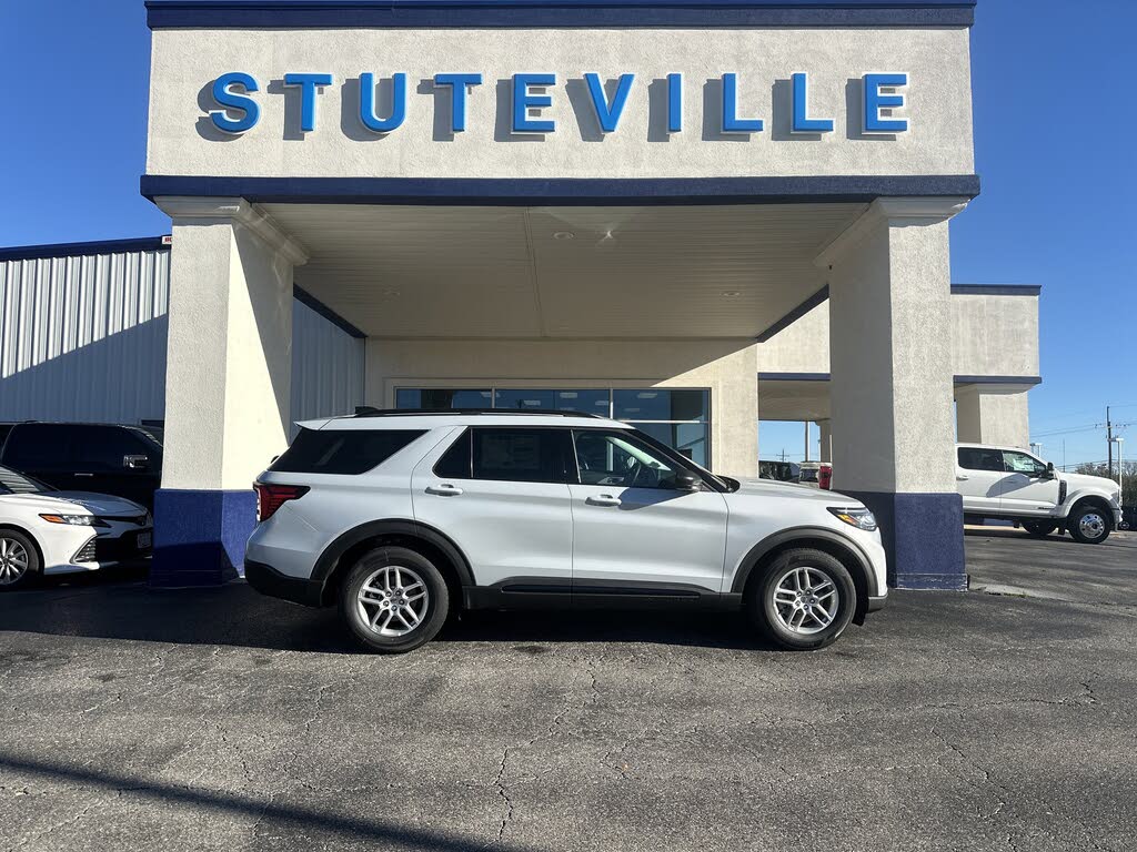 2026 Ford Explorer Active RWD